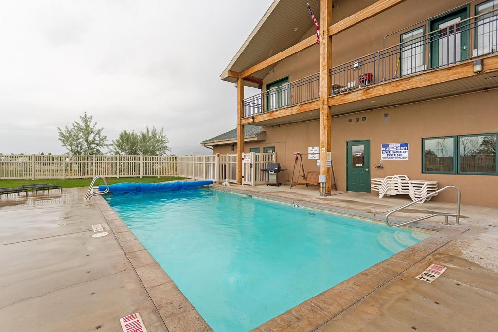 Pony Express Rv Resort North Salt Lake Экстерьер фото