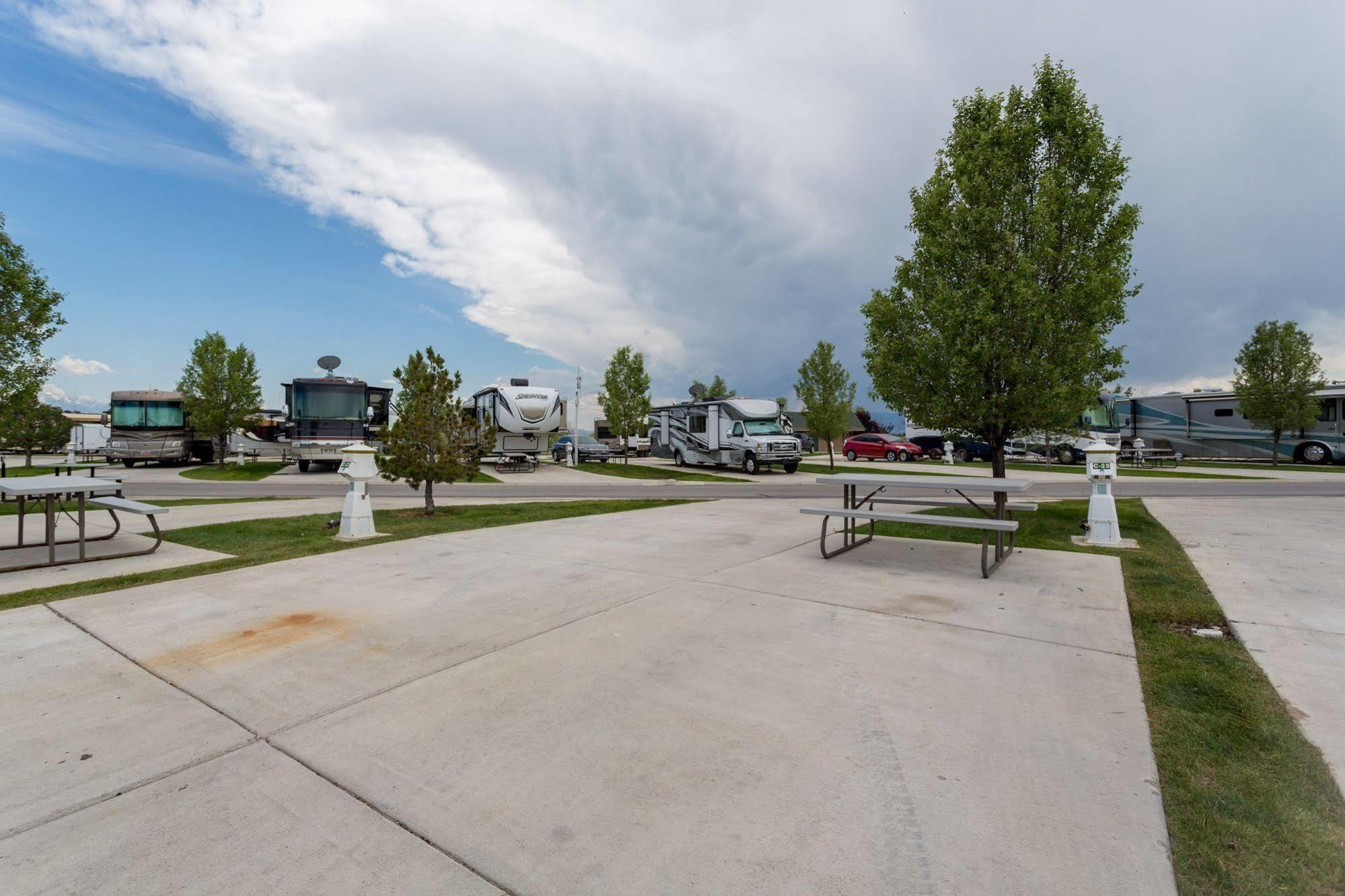 Pony Express Rv Resort North Salt Lake Экстерьер фото